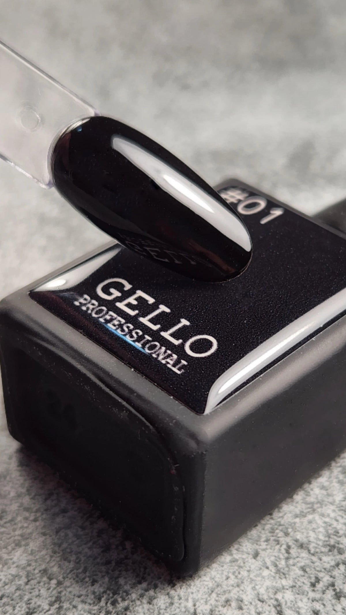 לק ג'ל ג'לו  צבע שחור פחם  GELLO #01